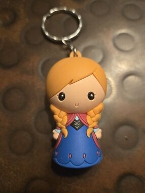 Princess Anna Blind Bag Keychain